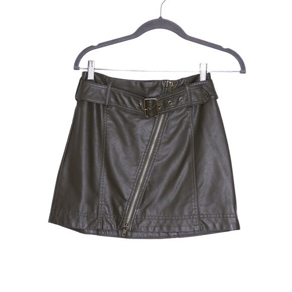 FREE PEOPLE Feelin Fresh Vegan Mini Skirt Olive Green Front Asym Zip Women's 0 - Picture 1 of 8